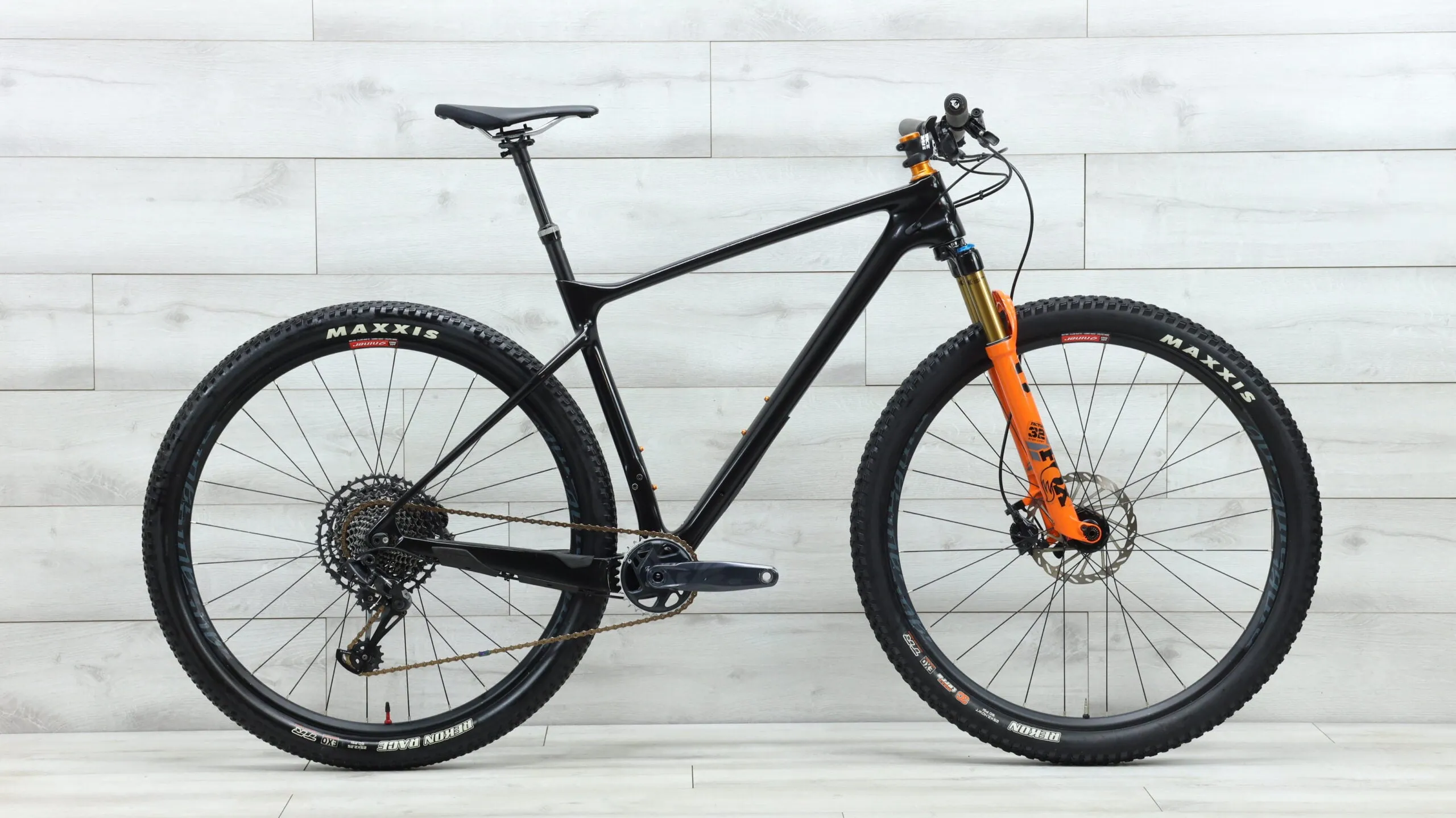 2019 Giant XTC Advanced  Mountain Bike - Large