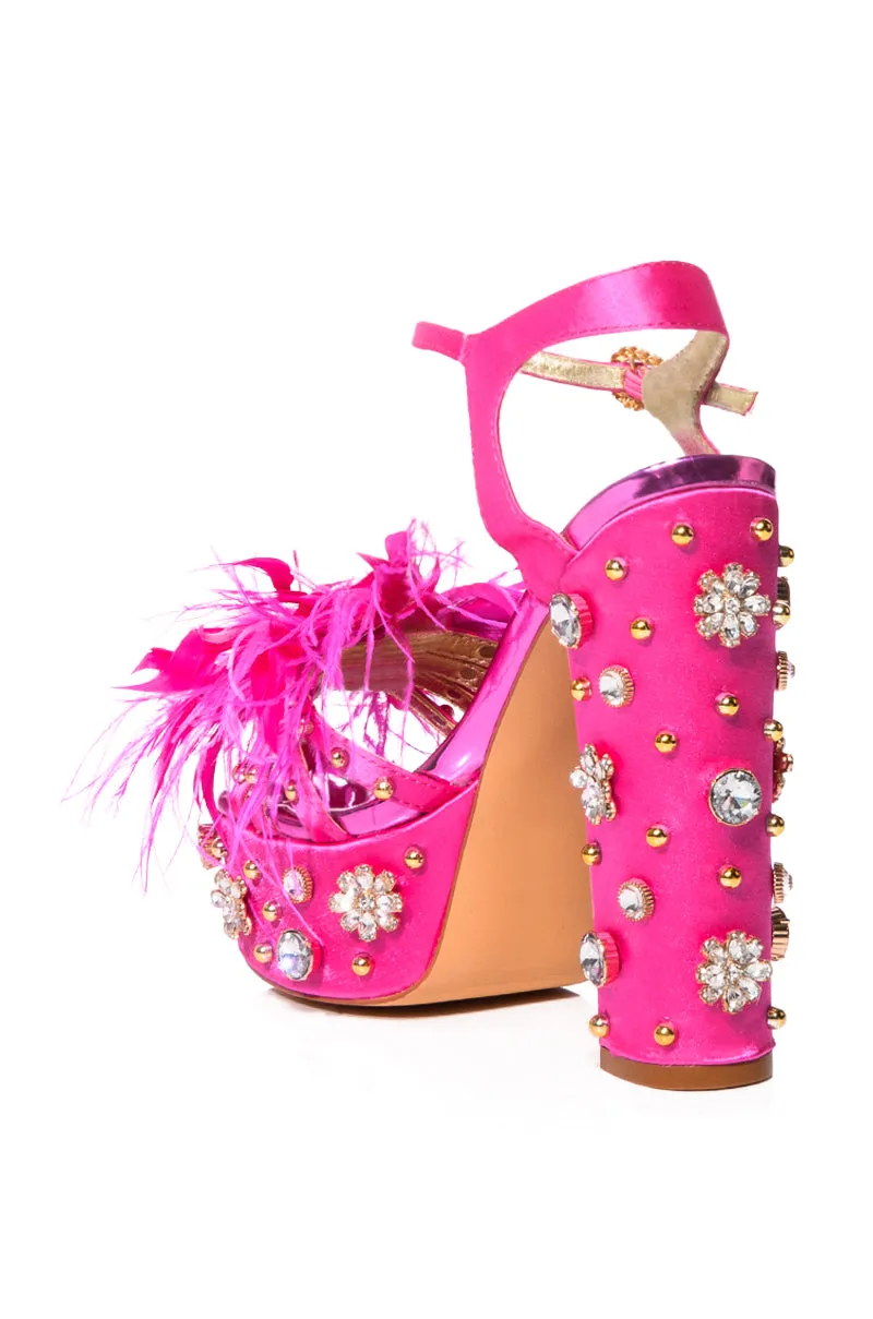 AZALEA WANG KIKI EMBELLISHED CHUNKY SANDAL IN FUCHSIA