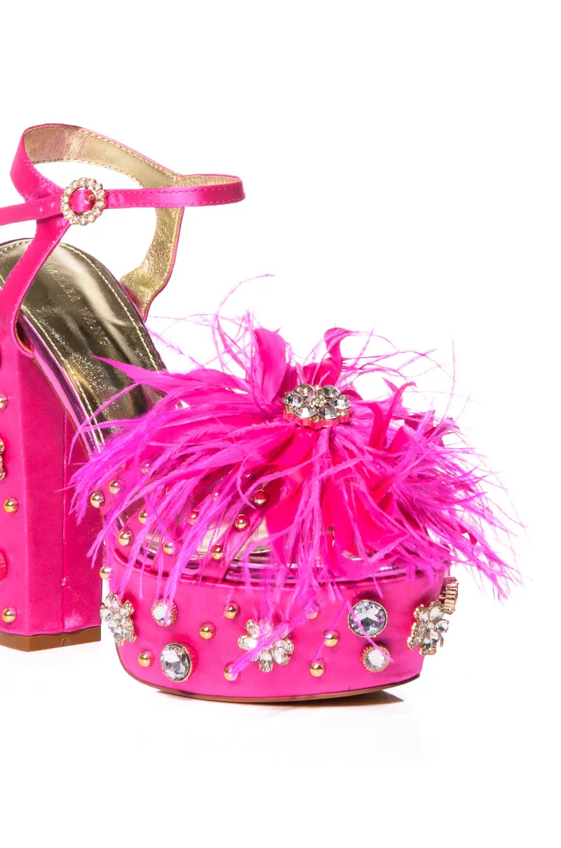 AZALEA WANG KIKI EMBELLISHED CHUNKY SANDAL IN FUCHSIA