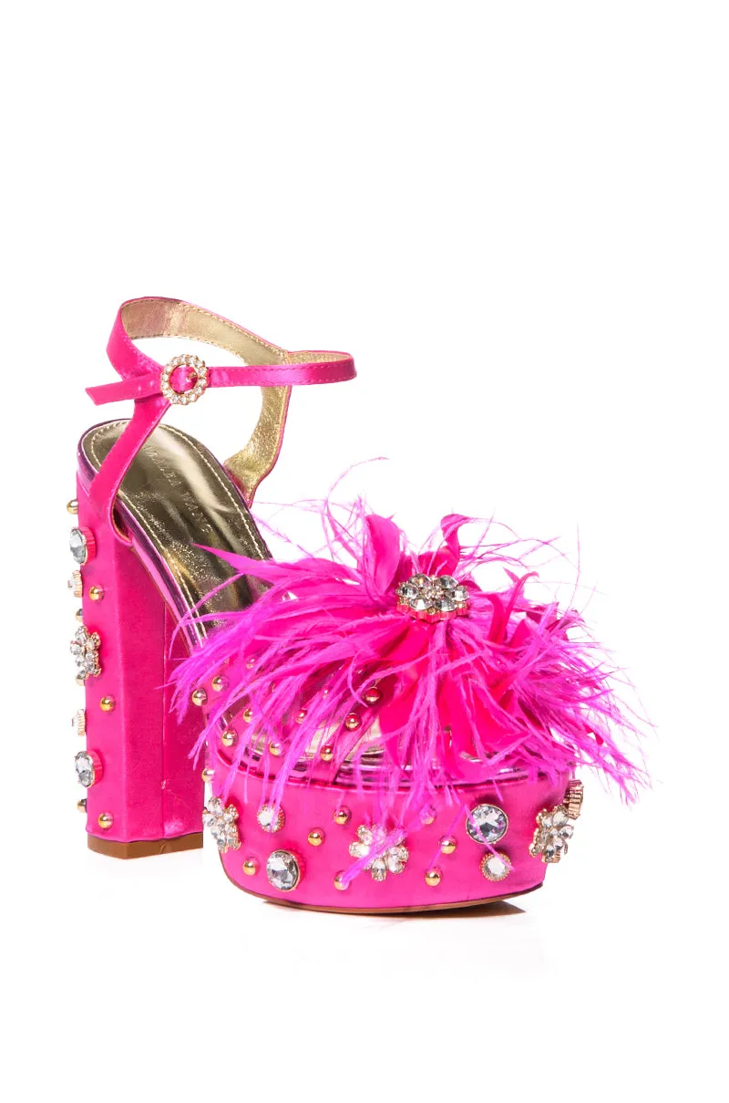 AZALEA WANG KIKI EMBELLISHED CHUNKY SANDAL IN FUCHSIA