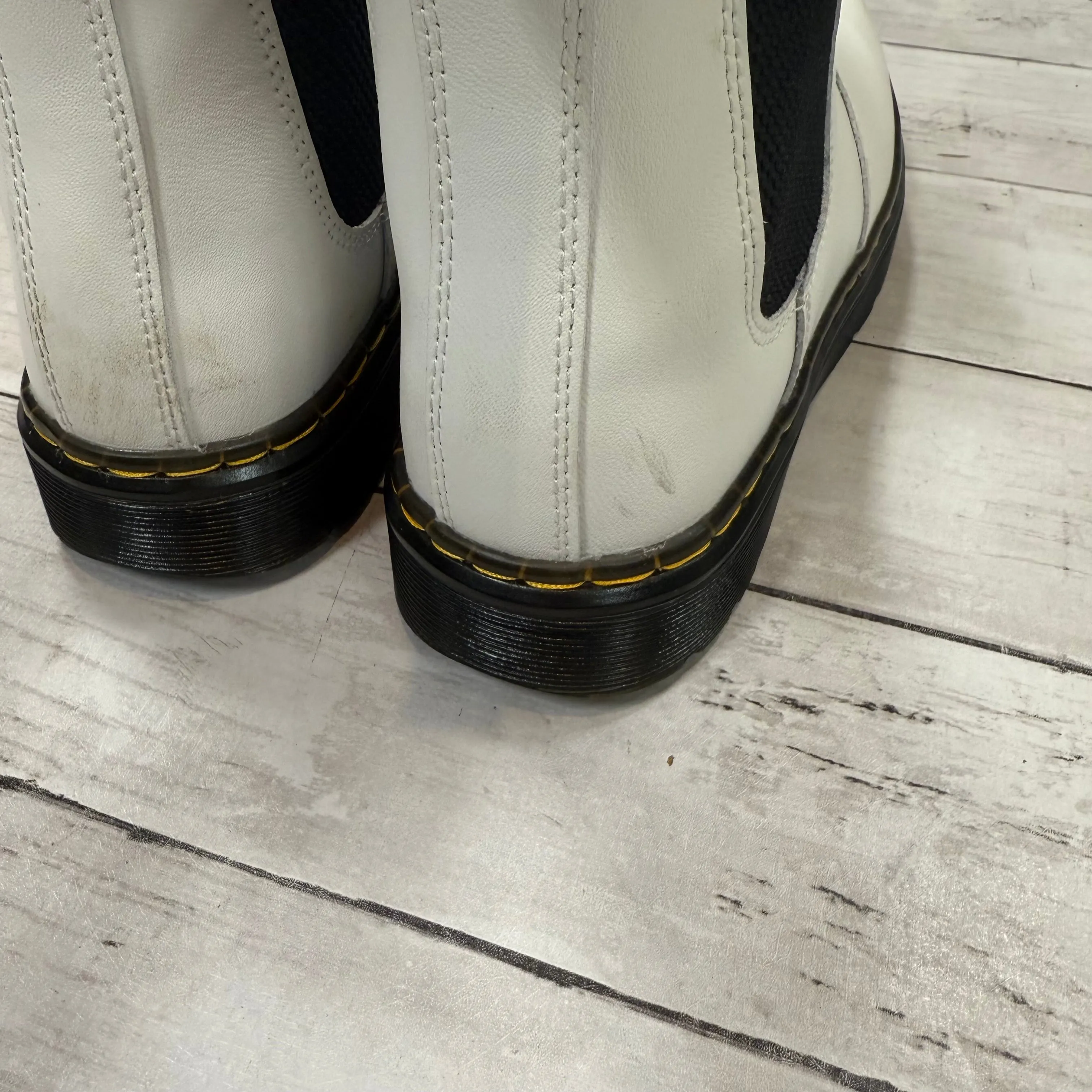 Boots Ankle Flats By Dr Martens In White, Size: 6