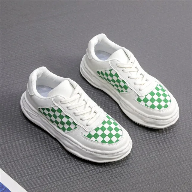 Fashion White Shoes Woman Sneakers Comfort Soft Leather Light Casual Flats Shallow Breathable Loafers Women Platform Shoes