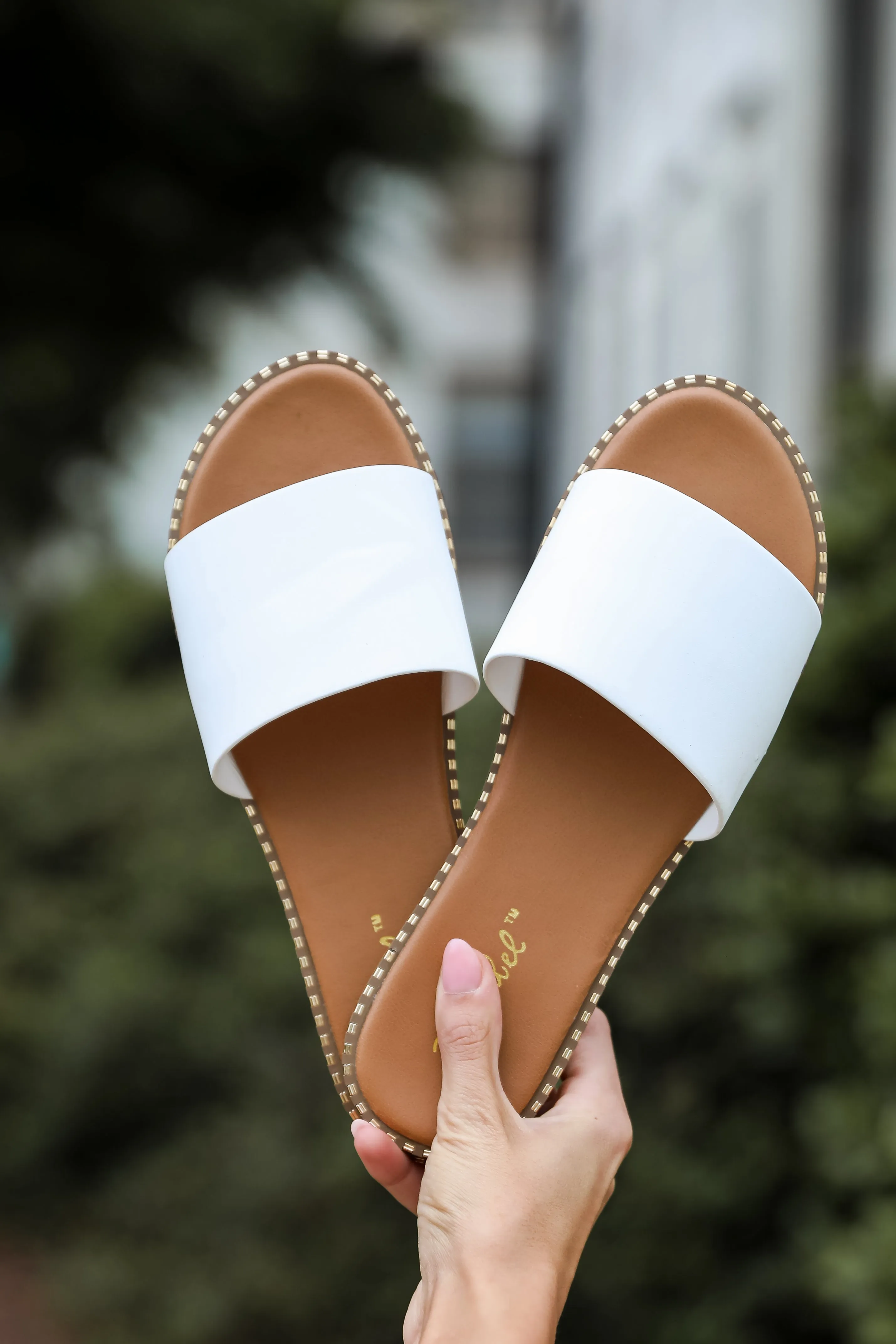 FINAL SALE - Fun In The Sun White Slide Sandals - DU DEAL