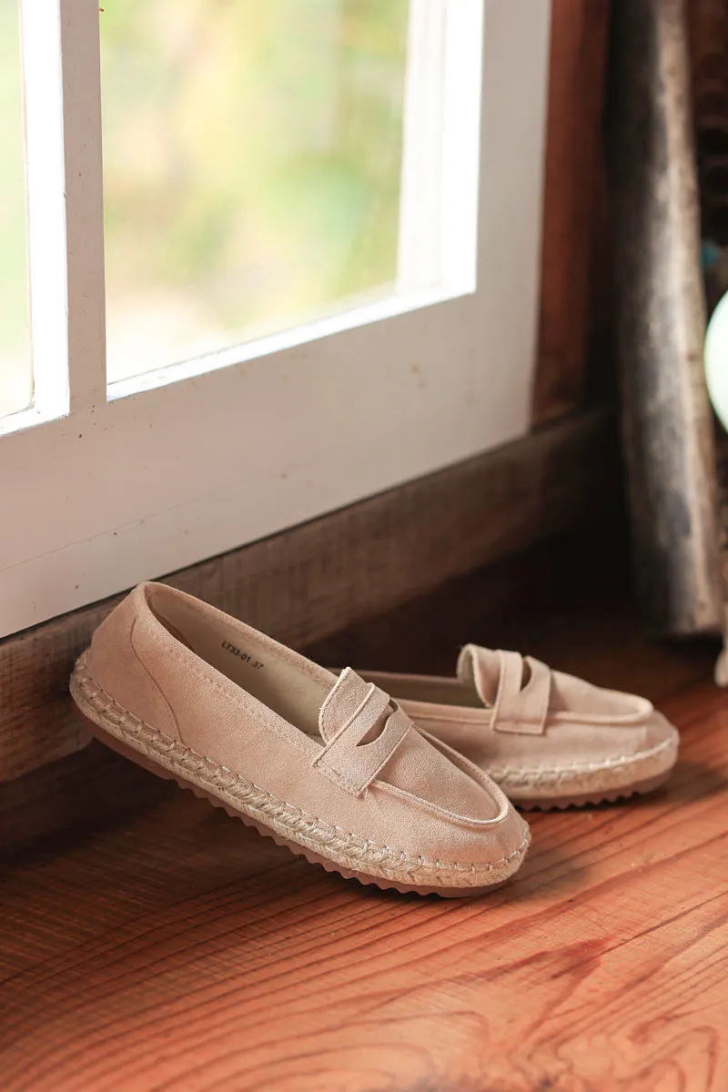 Mocassins espadrilles en suédine beige semelle corde