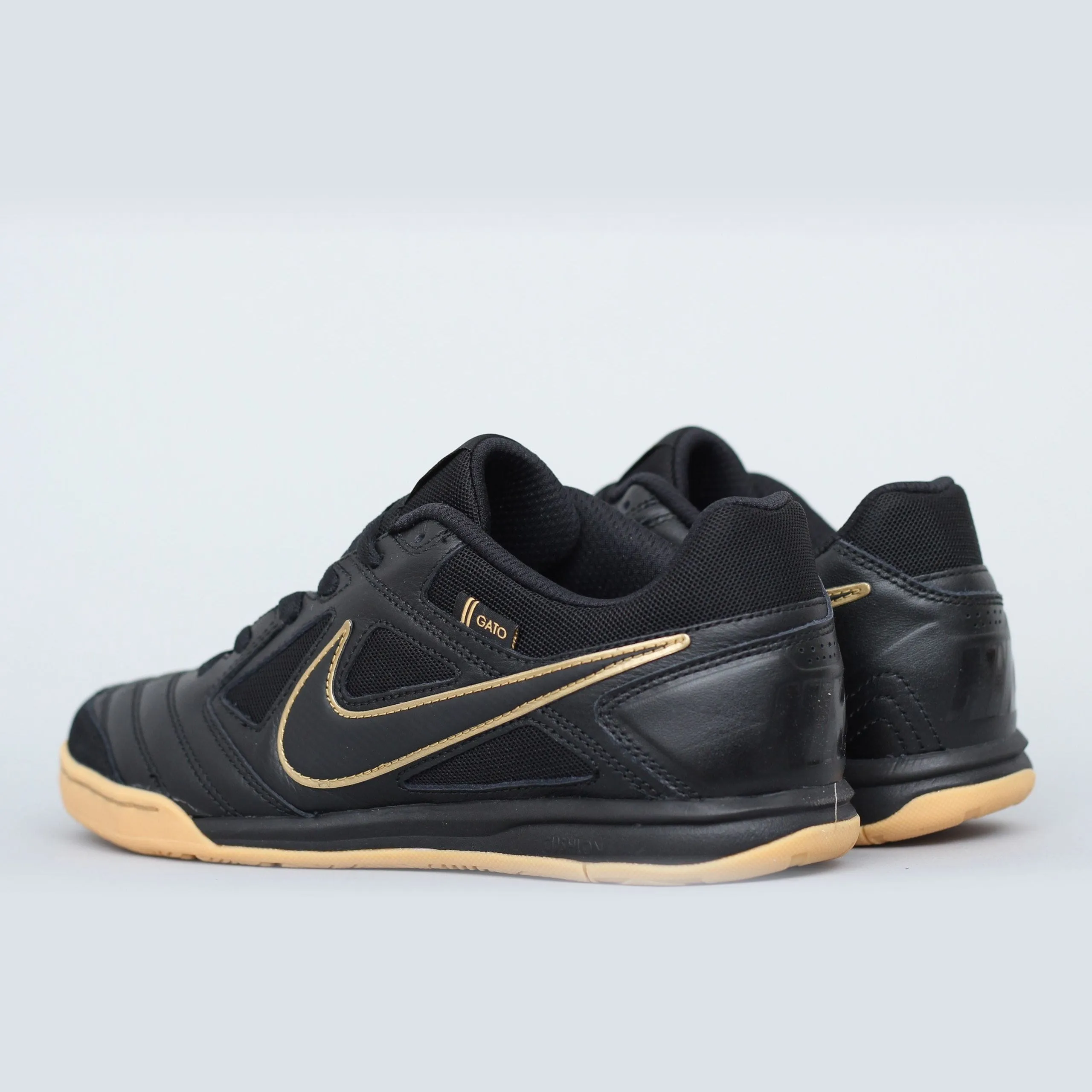 Nike SB Gato Shoes Black / Black - Metallic Gold