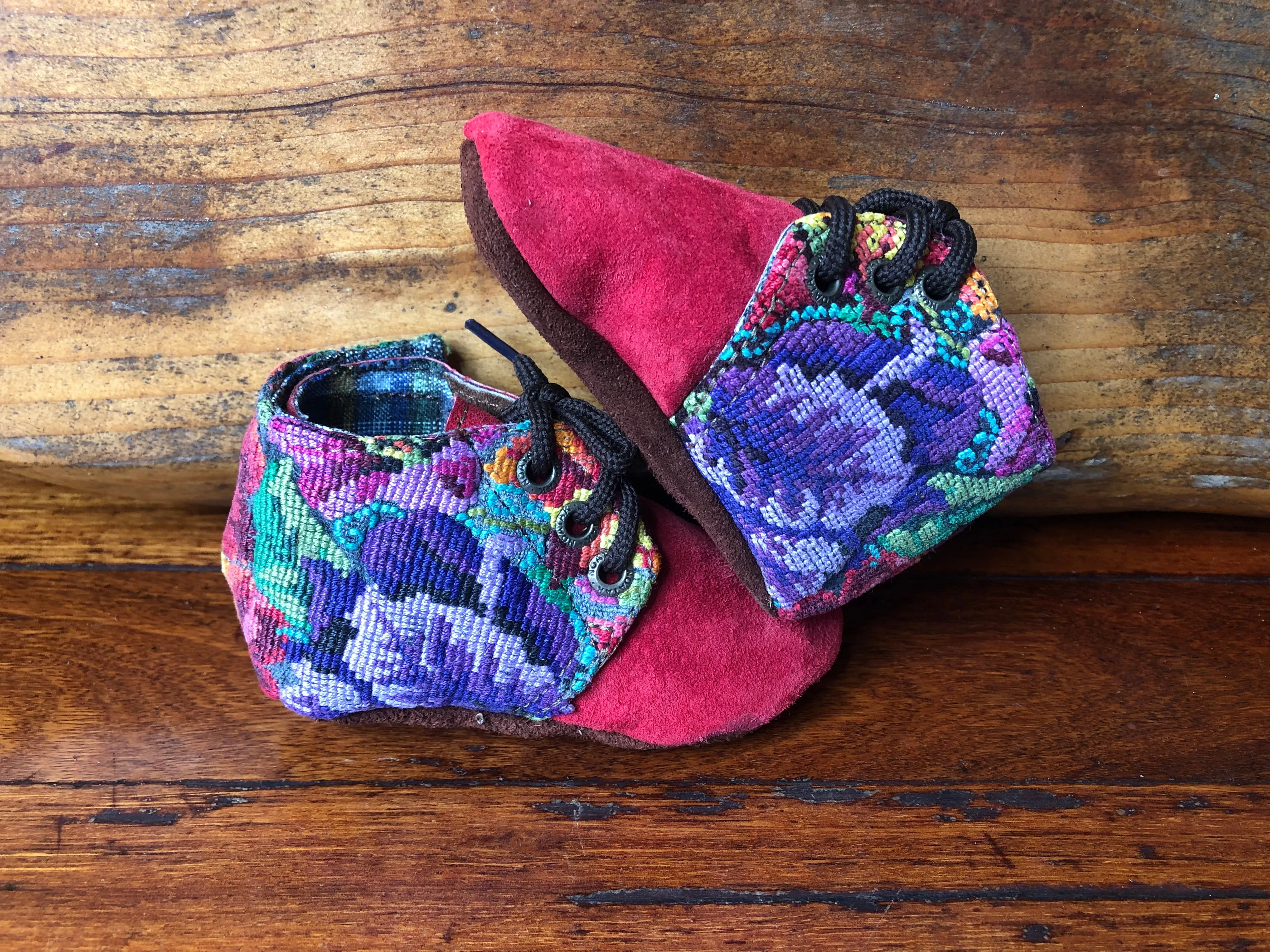 Size 21 Baby Moccasins - Hot Pink with Flowers