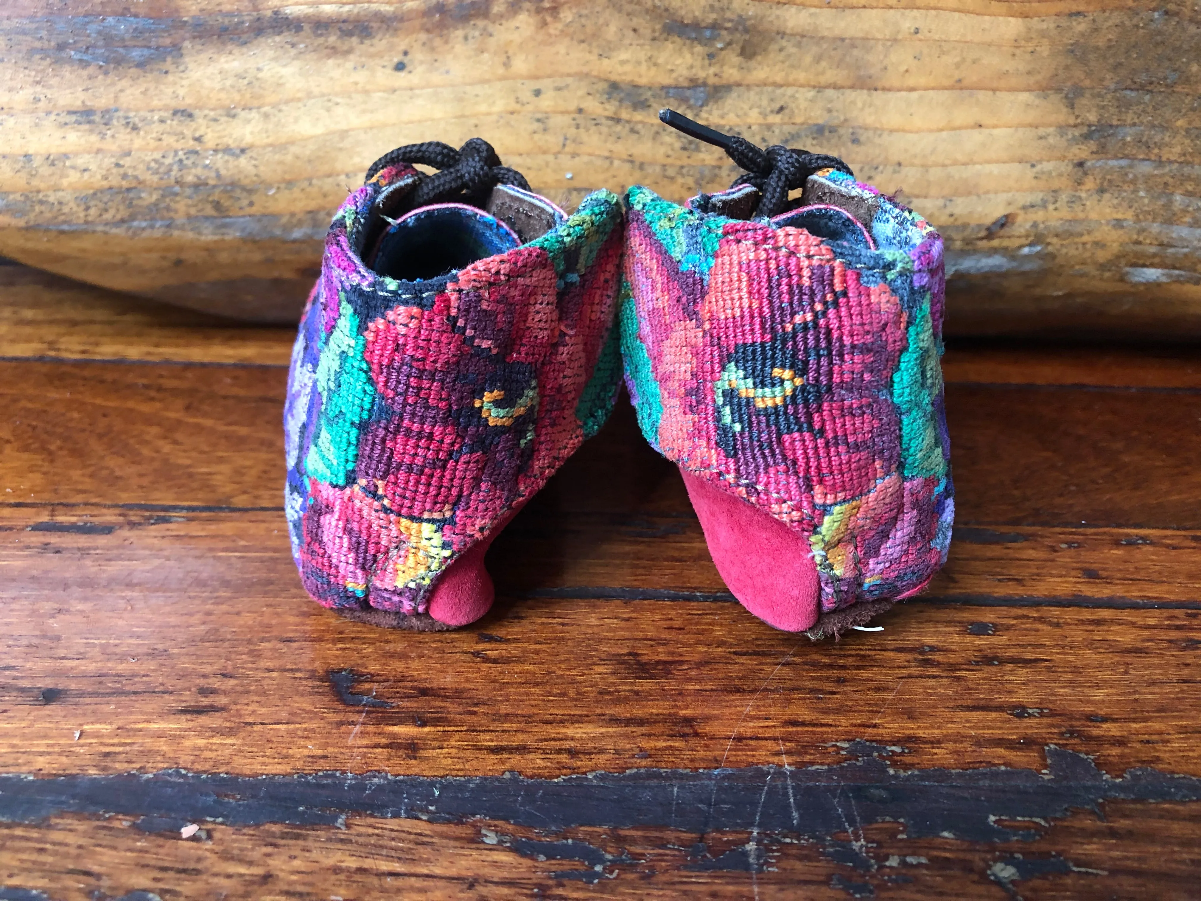 Size 21 Baby Moccasins - Hot Pink with Flowers