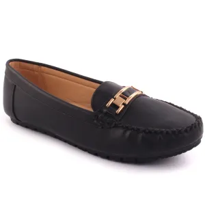 Women ‘Bragg’ Metal Detail Flat Moccasins